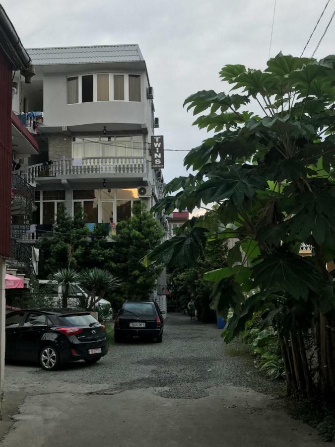Twins Hotell Kobuleti Eksteriør bilde